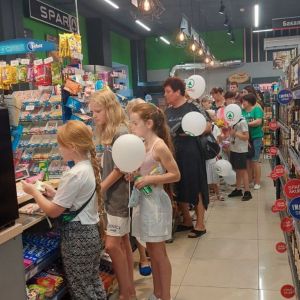 На Волині відкрився новий сучасний супермаркет SPAR