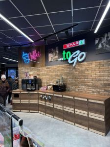 У смт. Ємільчине відкрився новий супермаркет SPAR