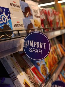 У Нововолинську відкрився новий супермаркет SPAR