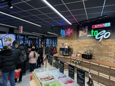 У смт. Ємільчине відкрився новий супермаркет SPAR