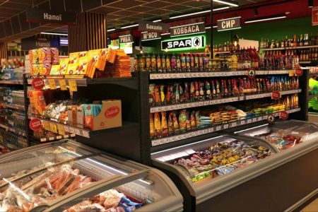 У Нововолинську відкрився новий супермаркет SPAR